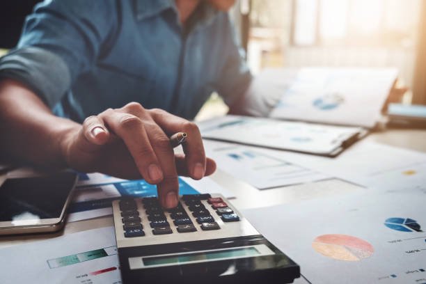 SERVICIOS istockphoto 941729686 612x612